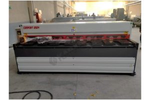 LRGM 2550 x 4mm  Rediktörlü Giyotin Makas LİNDA MACHİNE