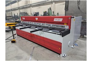 LRGM 3050 x 4mm  NC Kontrollü Rediktörlü Giyotin Makas LİNDA