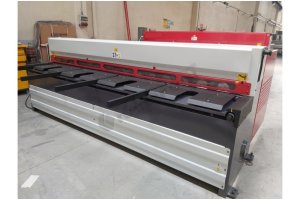 LRGM Rediktörlü Giyotin Makas - Guillotine Machines