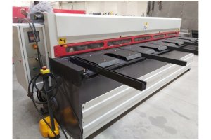 LRGM Rediktörlü Giyotin Makas - Guillotine Machines