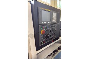 Satılık Doosan Lynx 220G-S Gang Tipi CNC Torna Tezgahı-2013