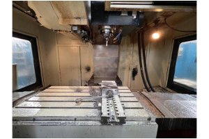 Spinner MCV-1100 CNC Dik İşleme Merkezi-2008